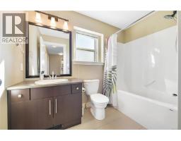 3084 Langford Lake Rd, Langford, BC V9B0L9 Photo 24