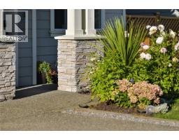 3084 Langford Lake Rd, Langford, BC V9B0L9 Photo 41