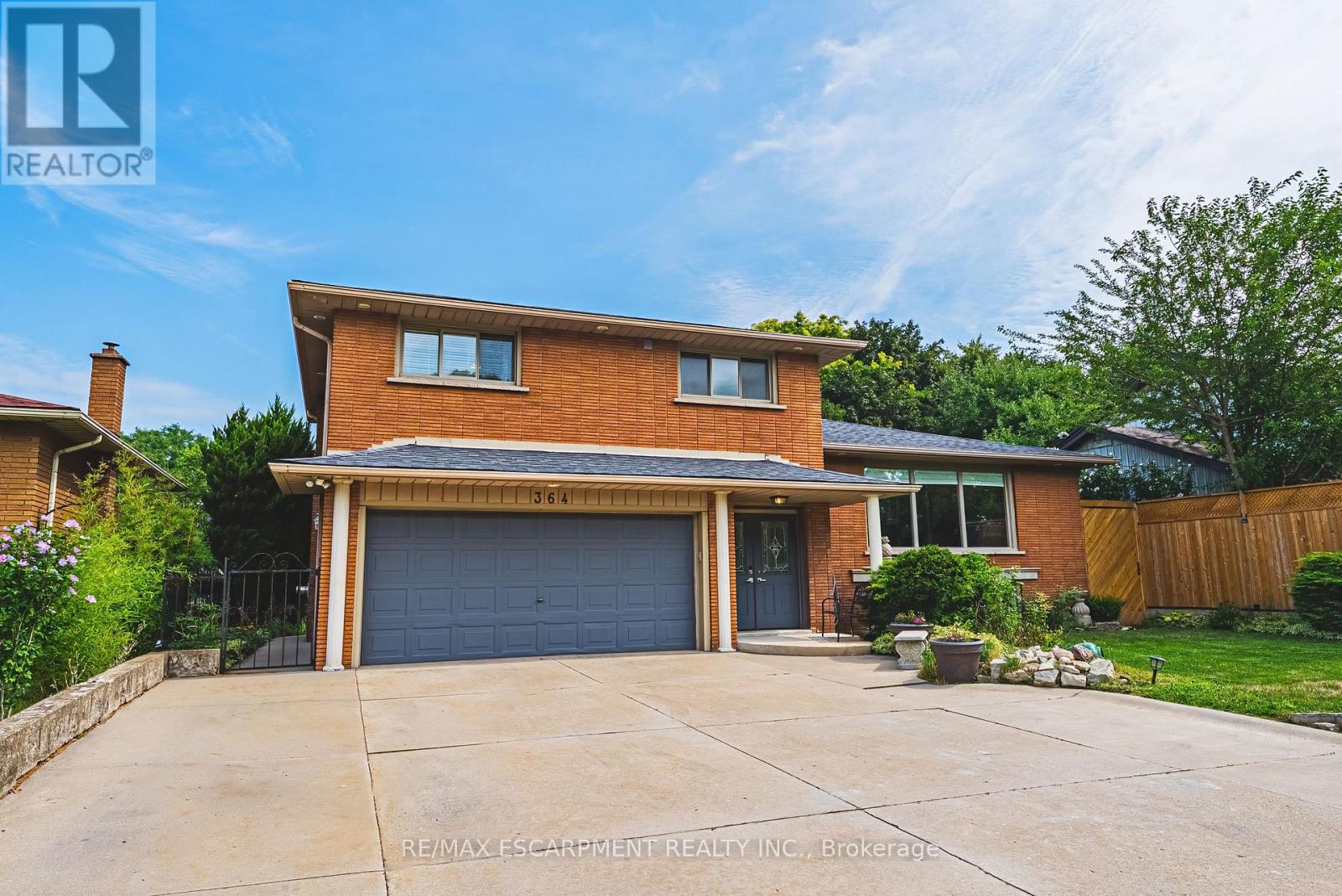 364 FENNELL AVENUE W - 2