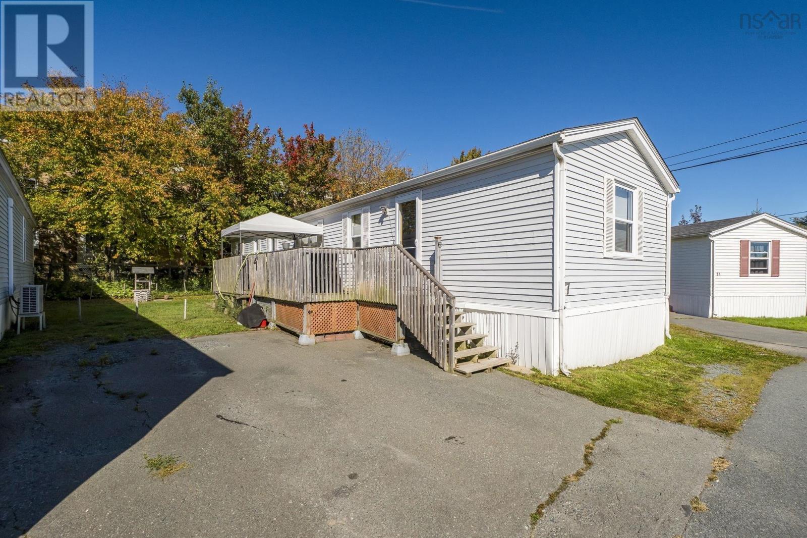47 Earleton Avenue - 1
