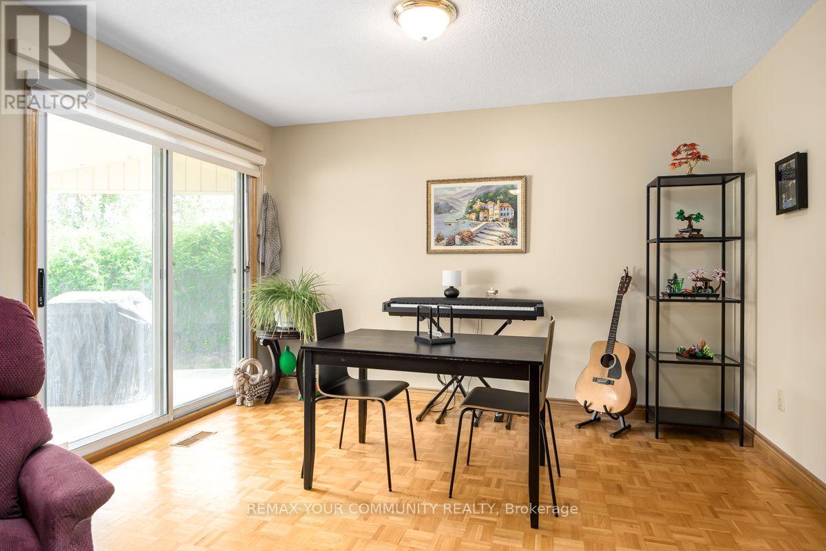 55 THISTLE RIDGE DRIVE - 14