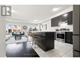 60 Lorne Thomas Place, New Tecumseth, ON L9R0T6 Photo 12