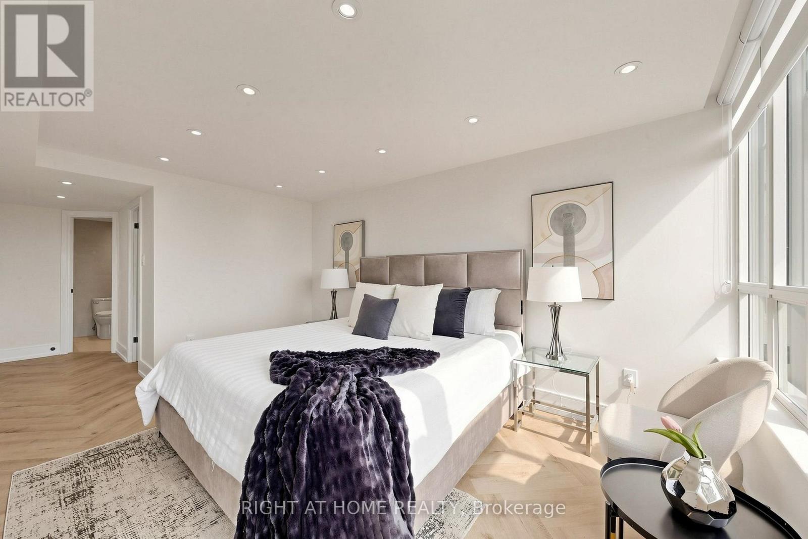 1506- 7 Townsgate Drive, Vaughan, ON photo 24