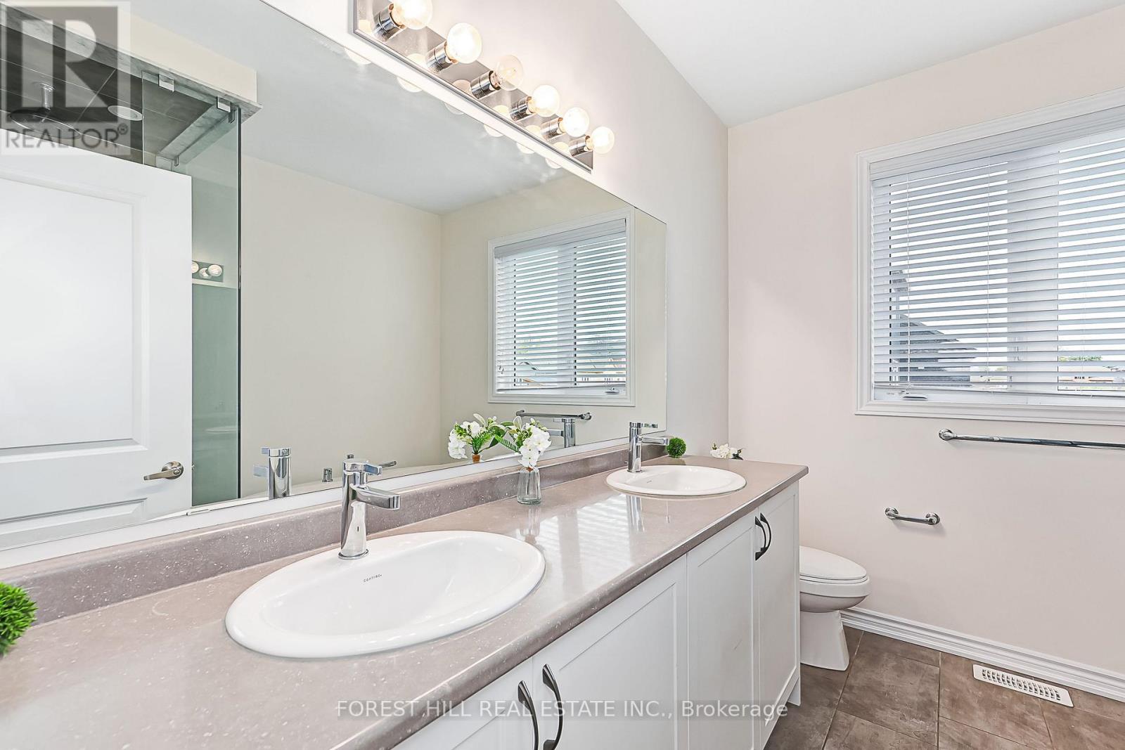 22 Simona Avenue, Wasaga Beach photo 33