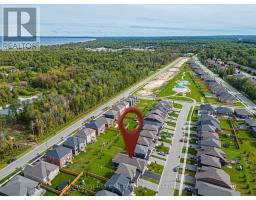 22 Simona Avenue, Wasaga Beach, ON L9Z0L4 Photo 11