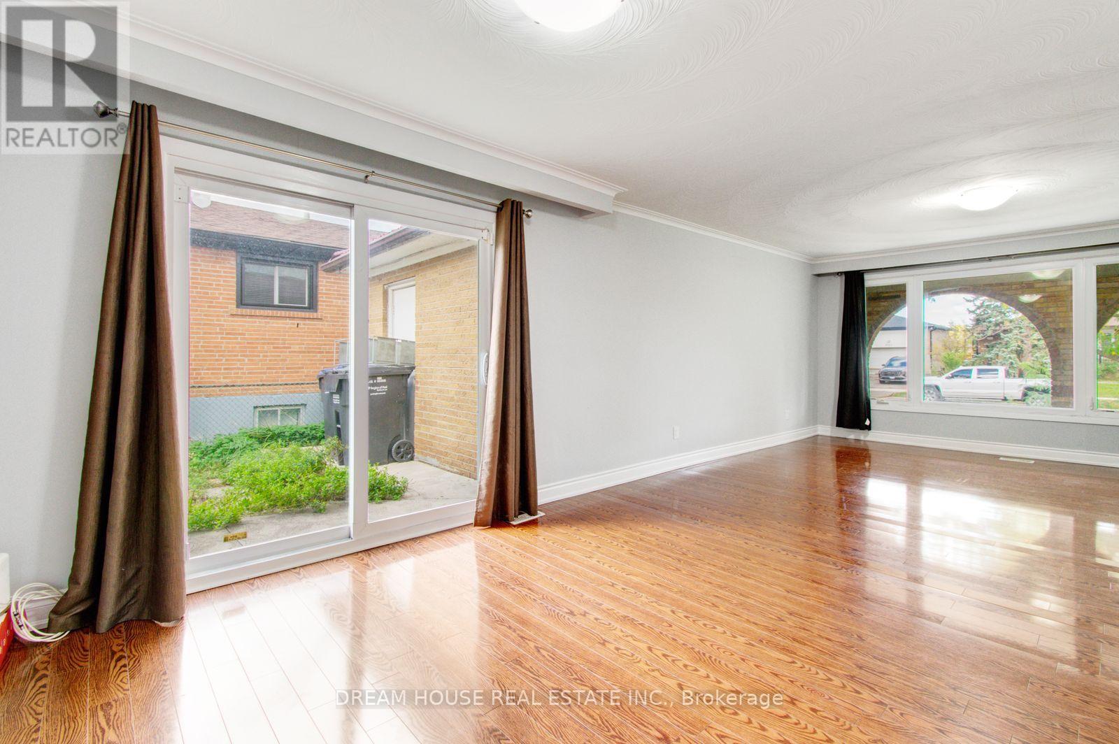 3764 WYEWOOD ROAD - 14