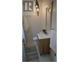 1 - 11 Boustead Avenue, Toronto, ON M6R1Y7 Photo 7