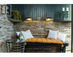 1 - 11 Boustead Avenue, Toronto, ON M6R1Y7 Photo 9