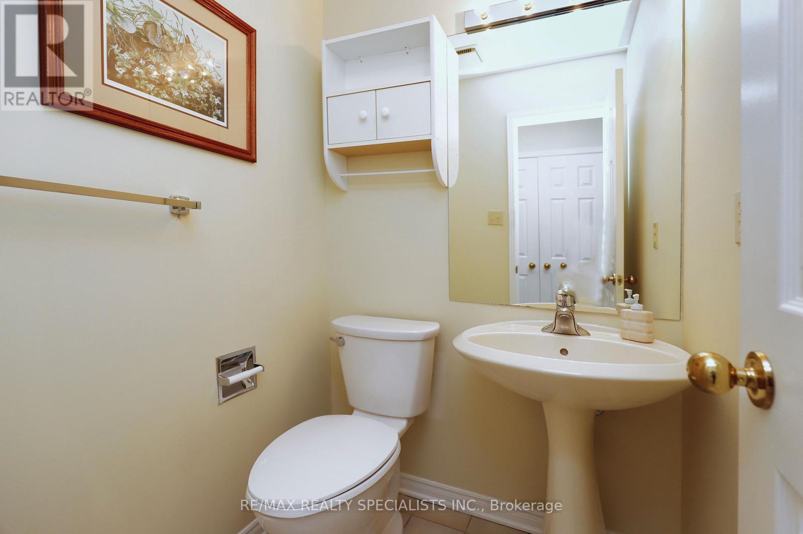 4 Mowat Court, Brampton, ON photo 25
