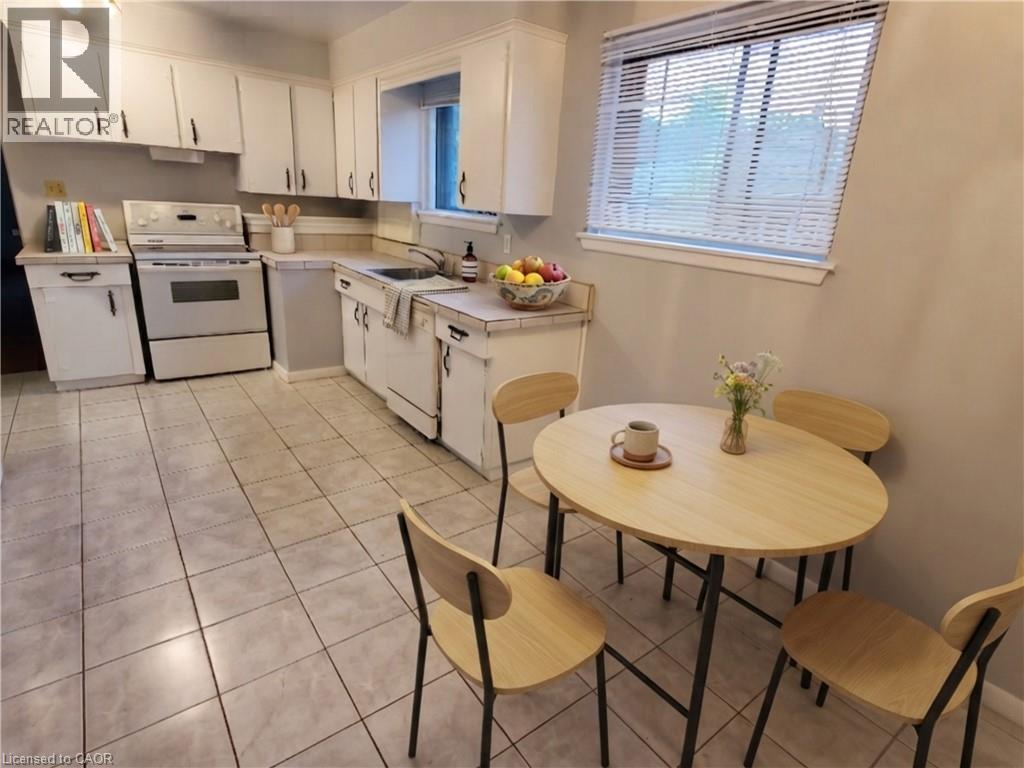 3 Bed, 1 Bath Apartment for Rent in Oshawa – 235 WILSON Road N Unit# 1, Oshawa – MLS# 40869017 - Image 4