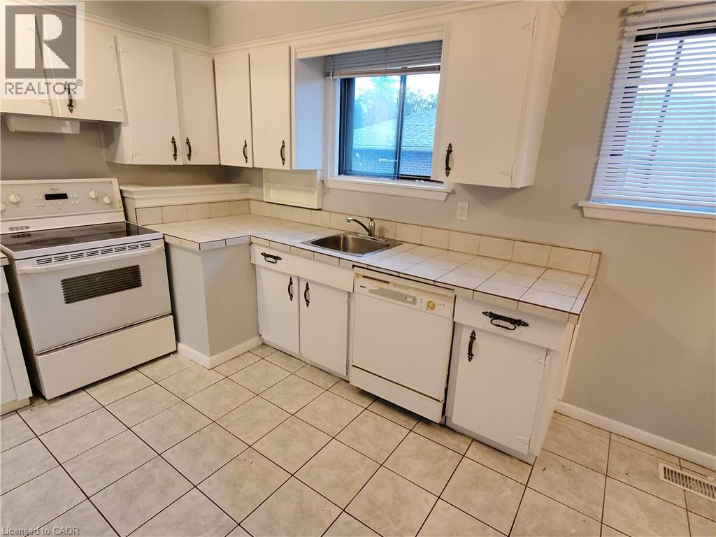 3 Bed, 1 Bath Apartment for Rent in Oshawa – 235 WILSON Road N Unit# 1, Oshawa – MLS# 40869017 - Image 5