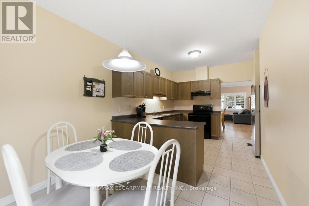 #7 34 SOUTHBROOK DRIVE - 9