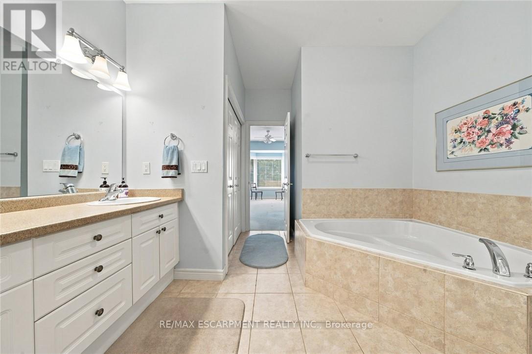 #9 500 LAKEVIEW DRIVE - 22