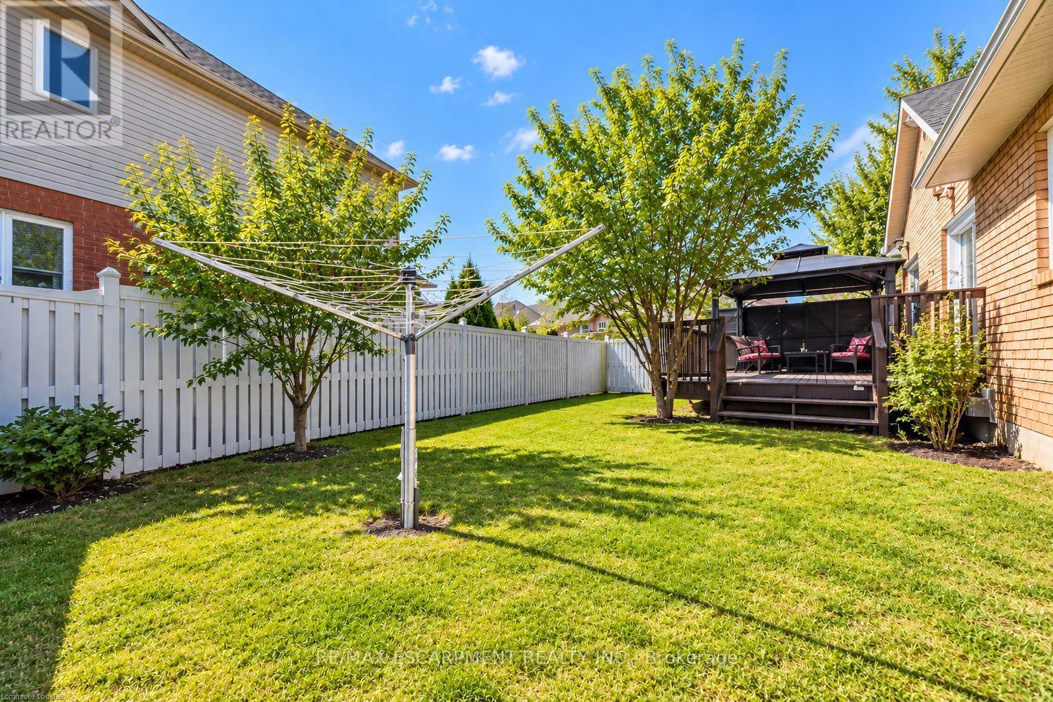 137 PINEHILL DRIVE - 38