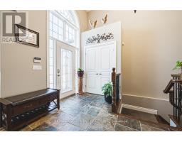 Family room - 137 Pinehill Drive, Hamilton, ON L0R1P0 Photo 6
