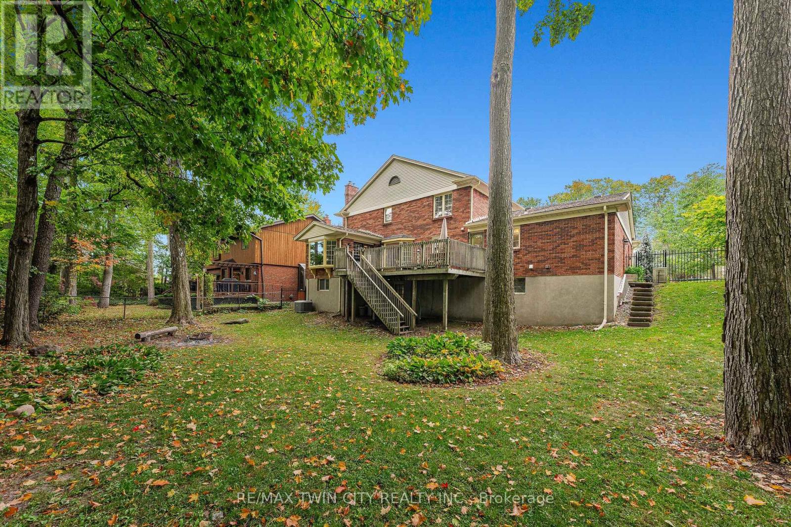114 Frederick Banting Place, Waterloo, ON photo 43