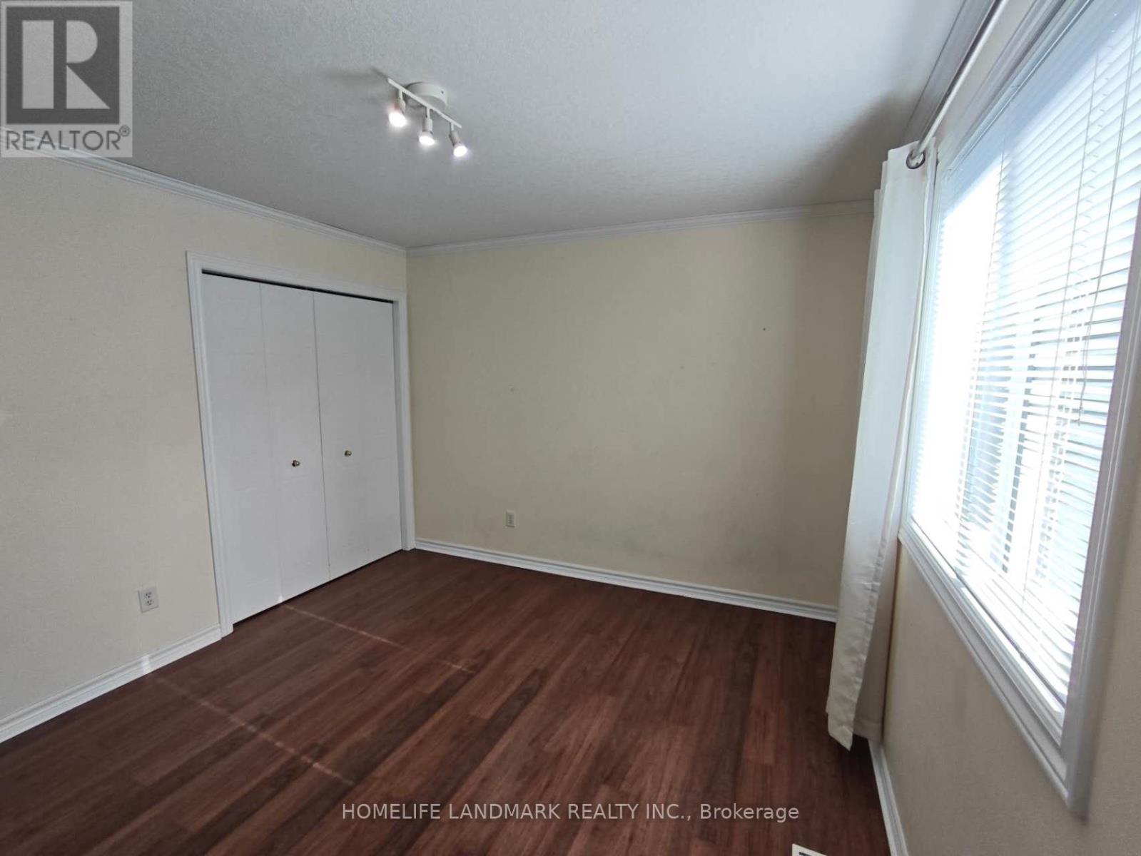 855 SANDCHERRY STREET - 17