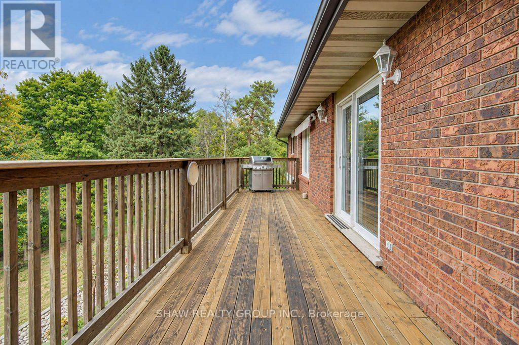 1370 Thorman Place, Cambridge, ON photo 21