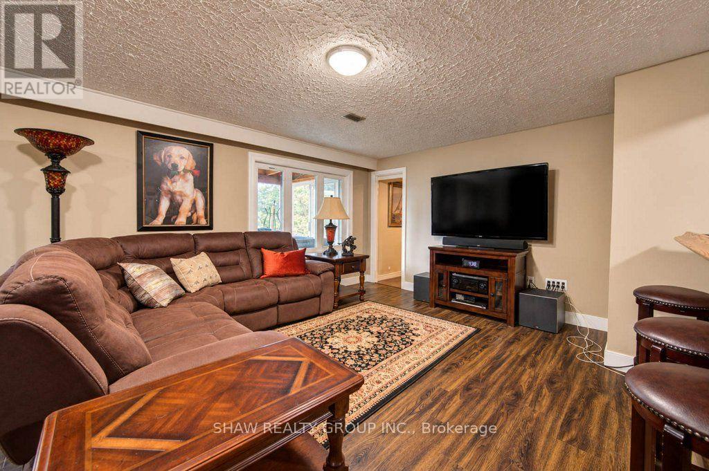 1370 Thorman Place, Cambridge, ON photo 27