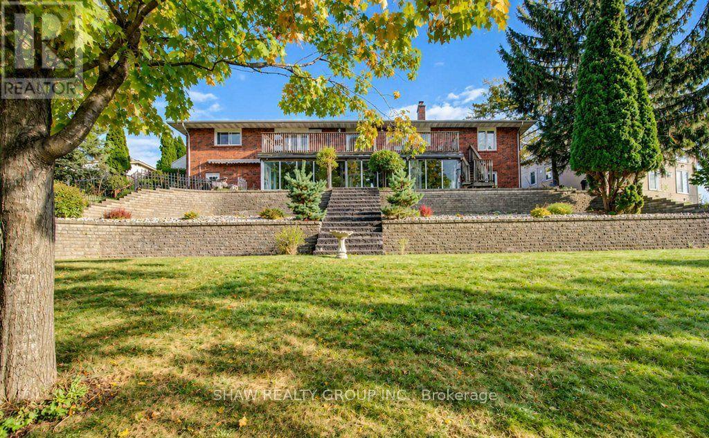 1370 THORMAN PLACE - 39