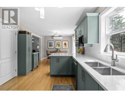 Family room - 127 Royal Dornoch Drive, Hammonds Plains, NS B4B1X4 Photo 10