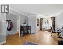 2808 19 Street NW - photo 5
