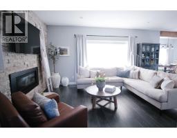 4pc Bathroom - 209 Blackburn Drive, Fort Mcmurray, AB T9K0X5 Photo 9