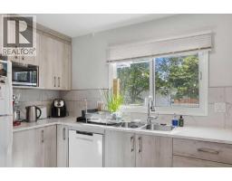 2812 19 Street NW - photo 8
