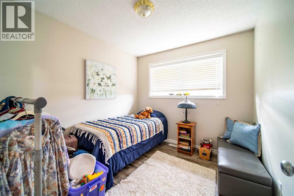 1622 11 Avenue - 12