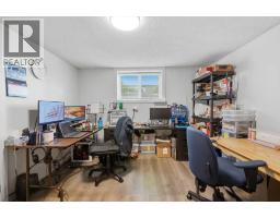 2812 19 Street NW - photo 26