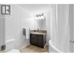 224 Clausen Crescent, Fort Mcmurray, AB T9K2H7 Photo 23