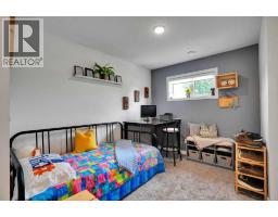 984 Walden Drive SE - photo 3