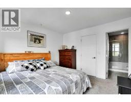 984 Walden Drive SE - photo 32
