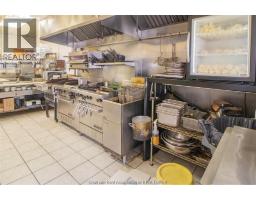 455 Grand Avenue East Unit# 11, Chatham, ON N7M1X4 Photo 9