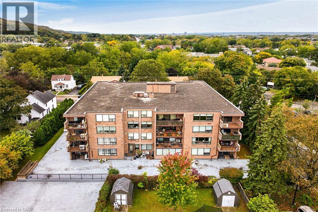 #103 28 ROBINSON Street N - 43