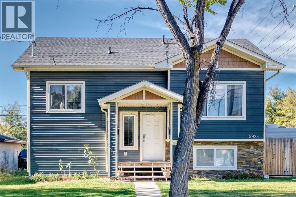 5928 52 Avenue - 2