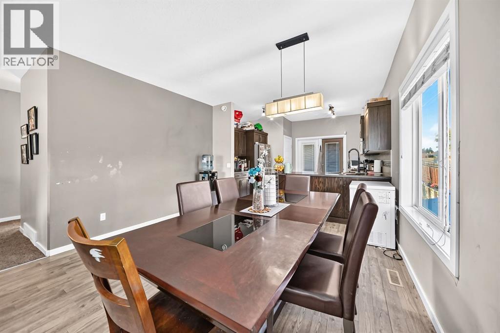 5928 52 Avenue - Image 12