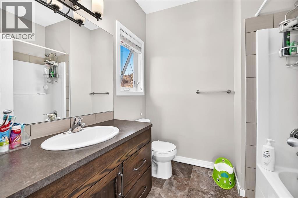 5928 52 Avenue - Image 16