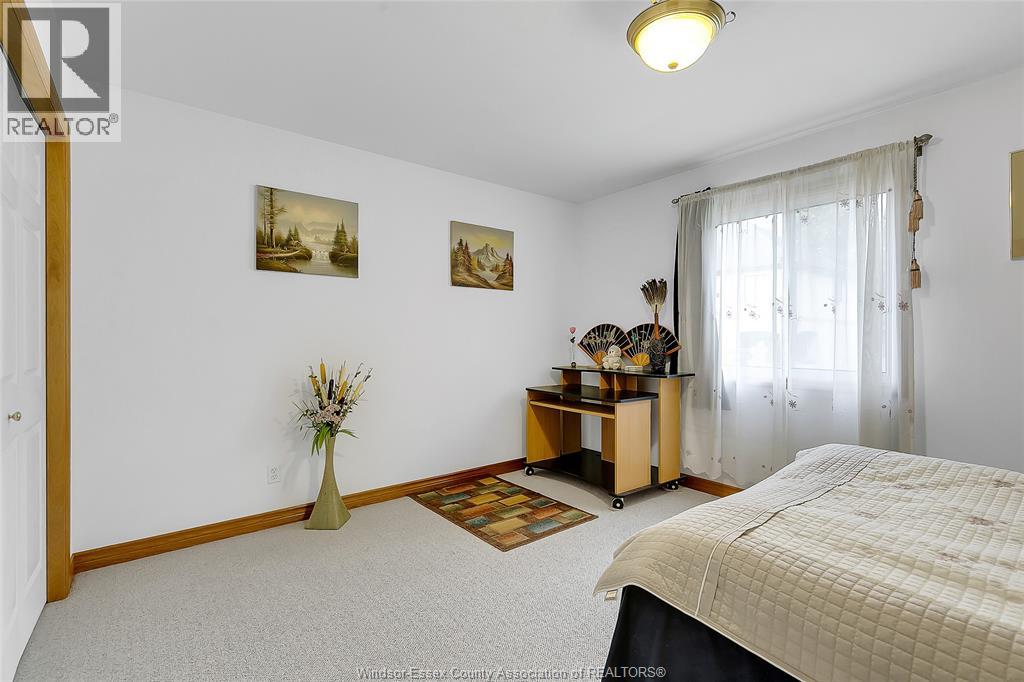 445 JOHN HARVEY CRESCENT - 20