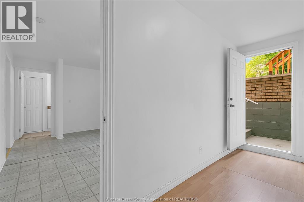 445 JOHN HARVEY CRESCENT - 34