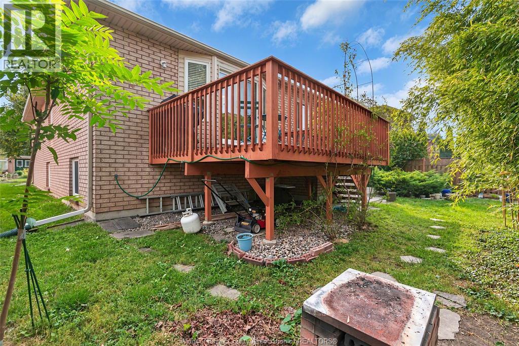 445 JOHN HARVEY CRESCENT - 42