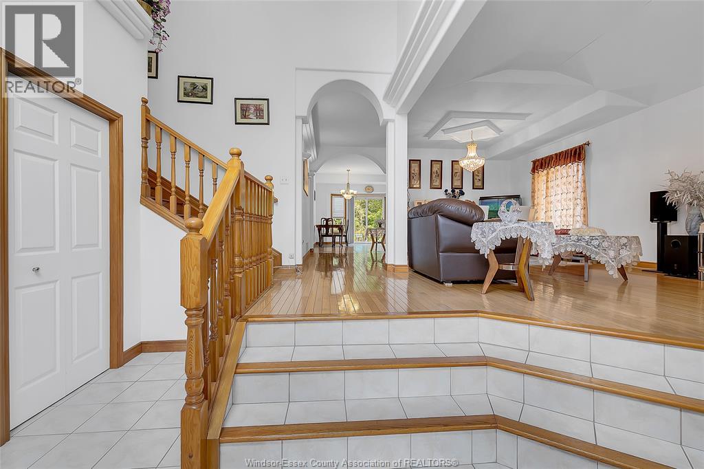 445 JOHN HARVEY CRESCENT - 5