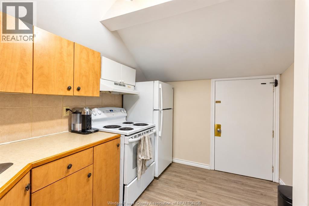 2176 MCDOUGALL - 14