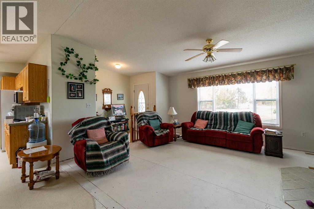 Listing photo – 4 Trestle Close, Rural Stettler No. 6, County of