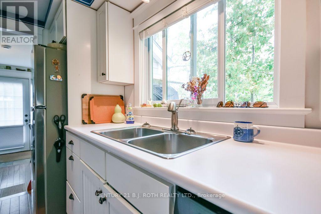 230 Shore Lane, Wasaga Beach photo 7