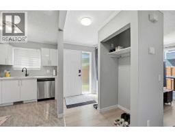 Primary Bedroom - 1, 108 Grier Terrace Ne, Calgary, AB T2K5Y6 Photo 8
