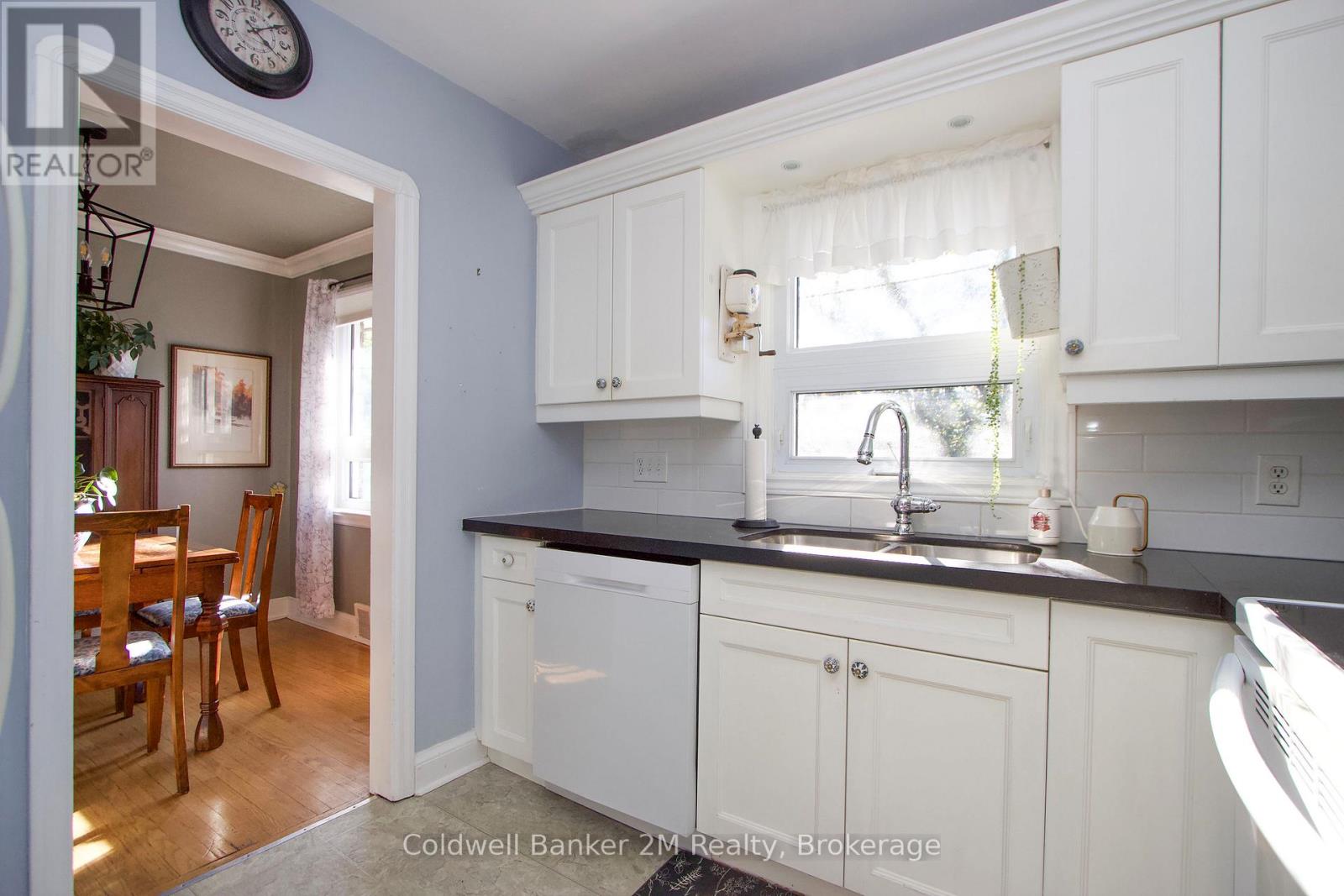 64 Harris Avenue, Oshawa, ON photo 15