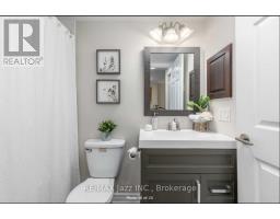 606 - 340 Watson Street W, Whitby, ON L1N9G1 Photo 8