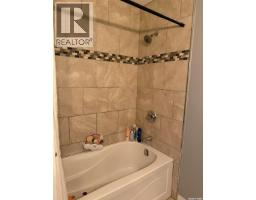 Bedroom - 510 Redberry Road, Saskatoon, SK S7K4S3 Photo 12