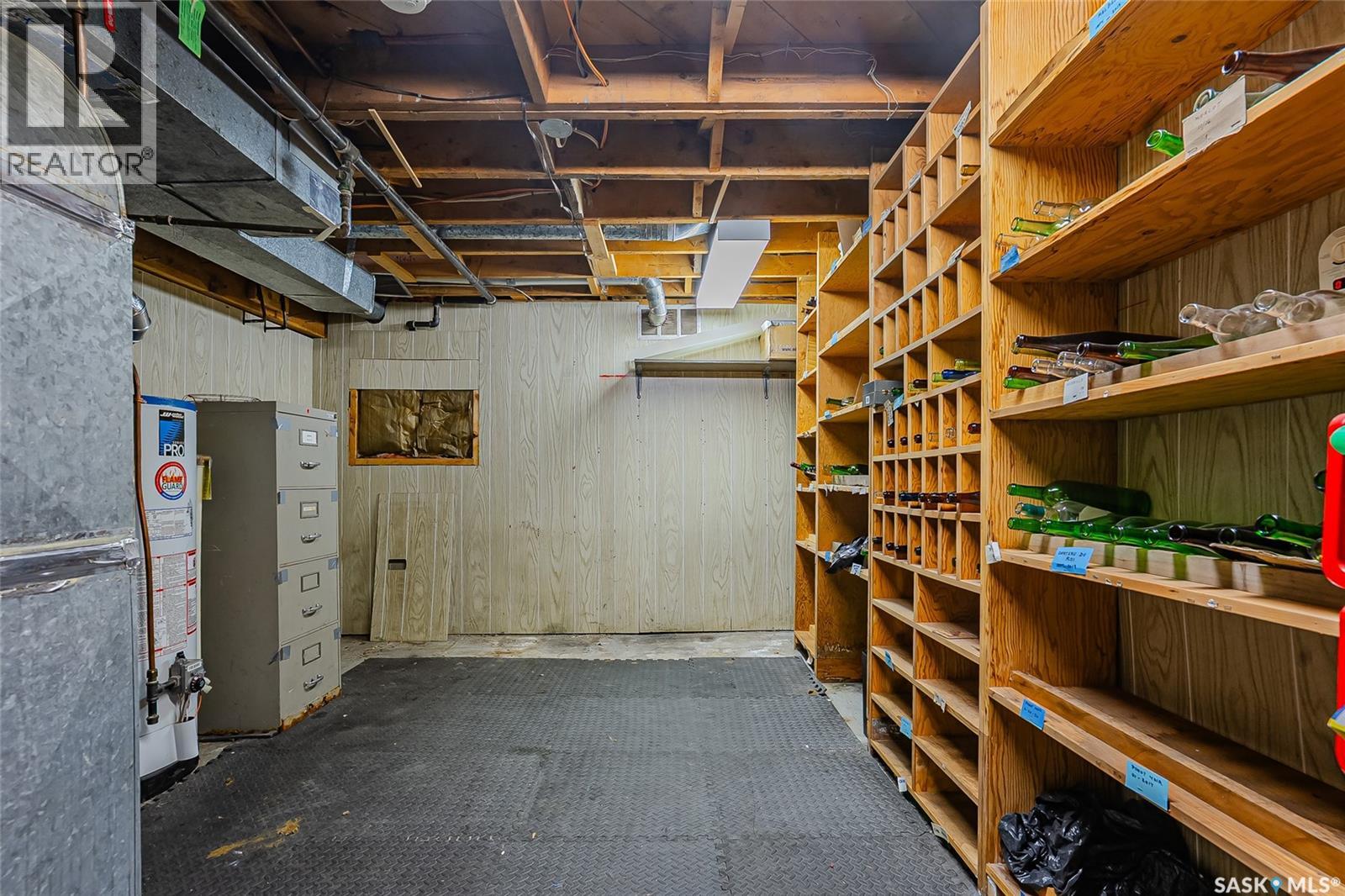 1315 2nd AVENUE N - 30